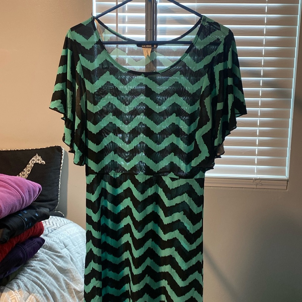 Women’s dress